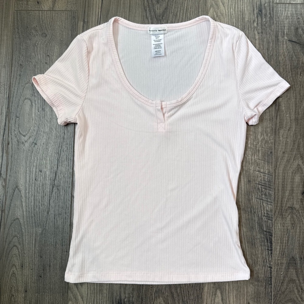 Perfectly Imperfect Ribbed Henley Tee Pastel Pink‎ Short Sleeve Casual Womens